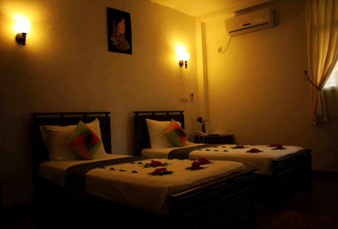 Rajanawa Resort Ratnapura Esterno foto