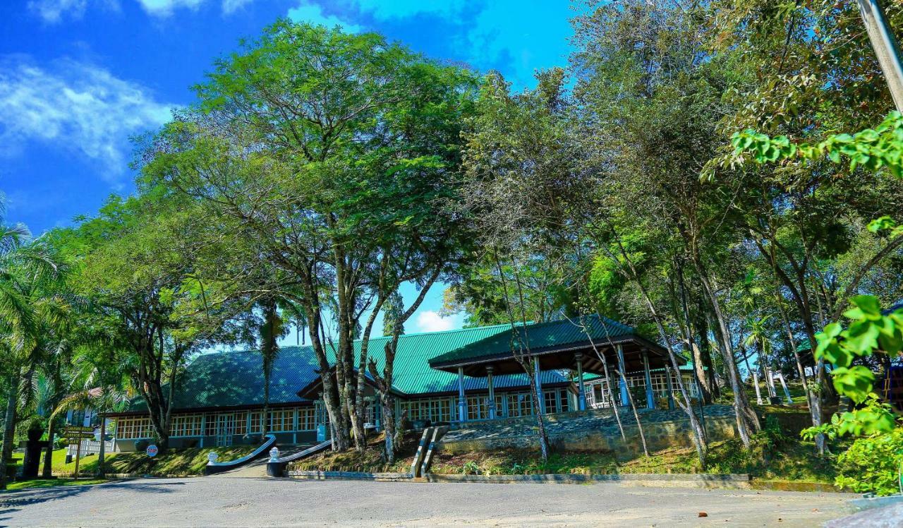 Rajanawa Resort Ratnapura Esterno foto